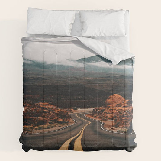 Road to Valley of Fire Comforter Gallery Image 2