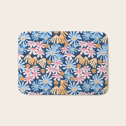 Daisies pattern Bath Mat Gallery Image 1